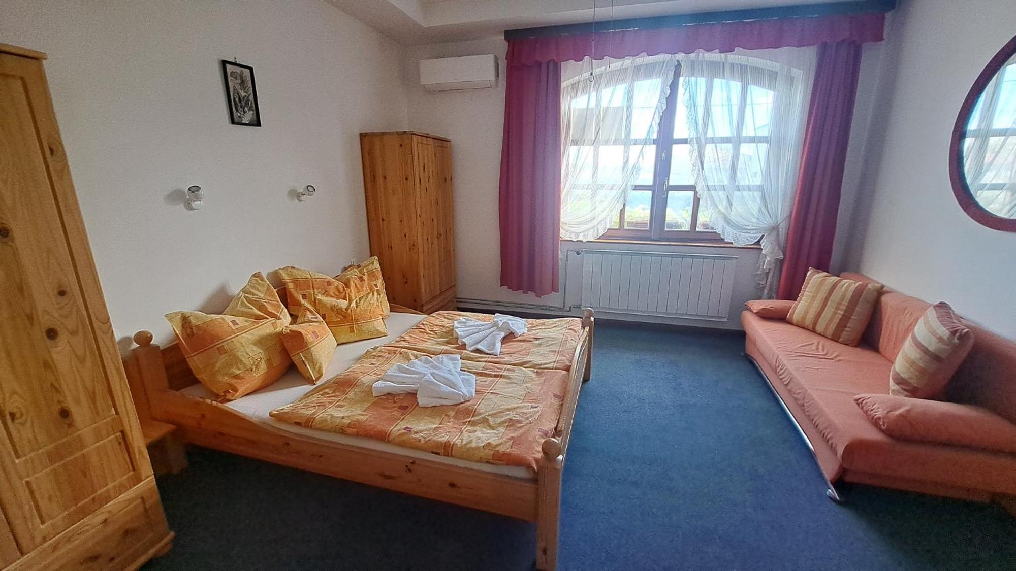 Balla Apartmanhaz Siófok Buitenkant foto