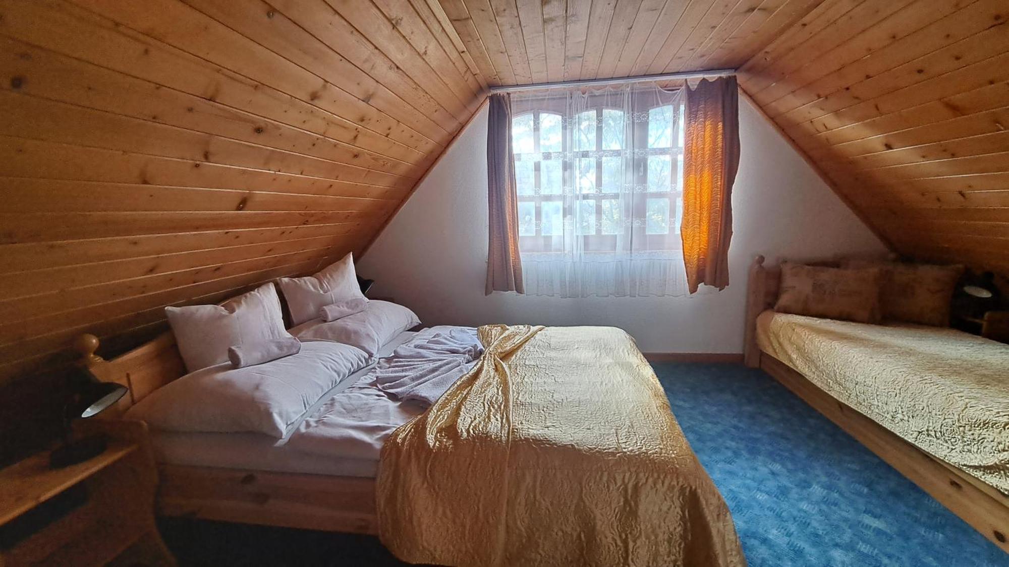 Balla Apartmanhaz Siófok Buitenkant foto