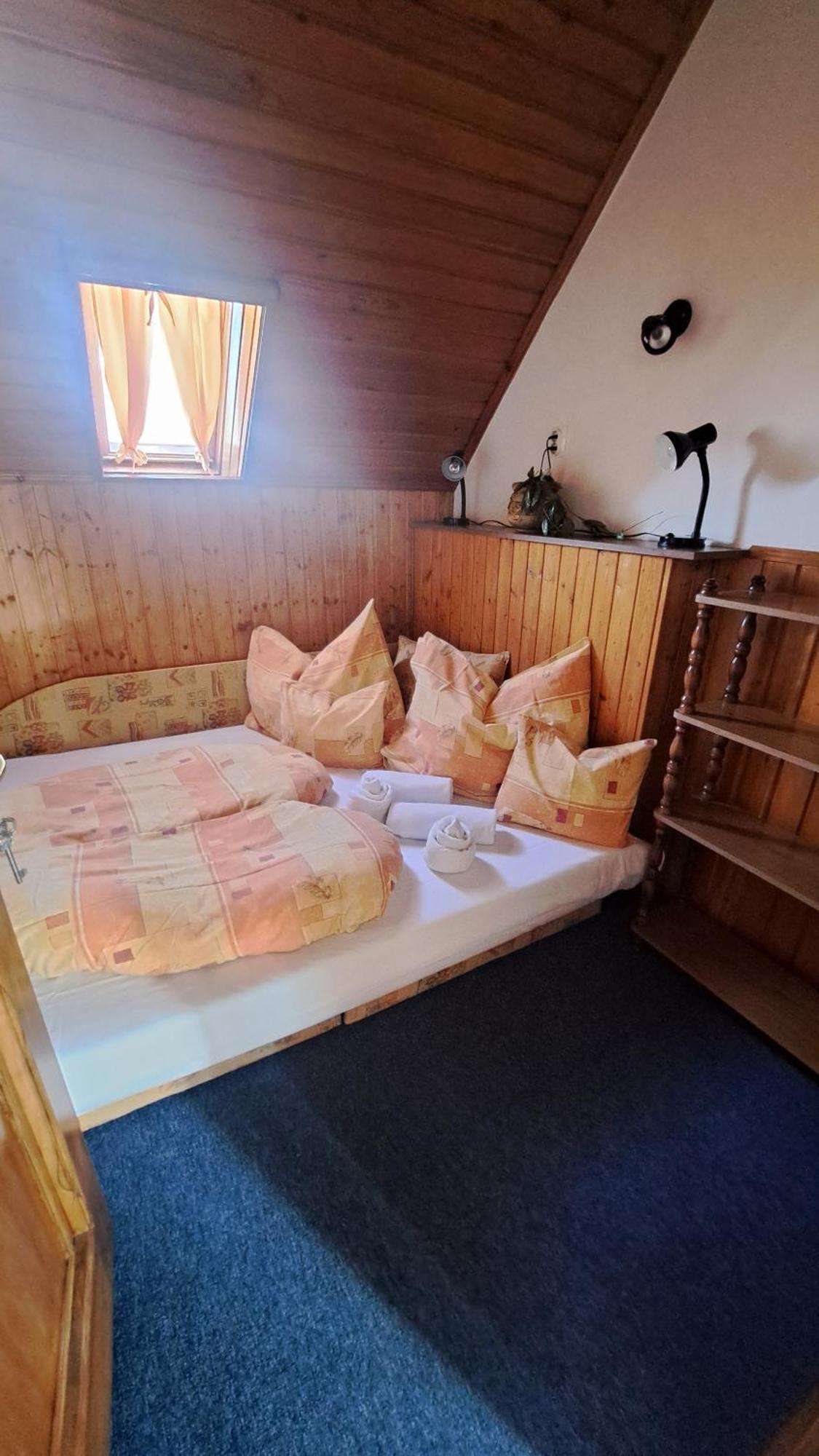 Balla Apartmanhaz Siófok Buitenkant foto
