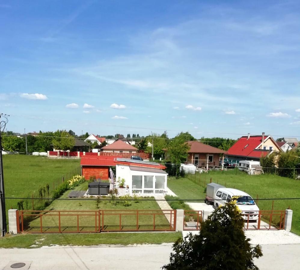 Balla Apartmanhaz Siófok Buitenkant foto